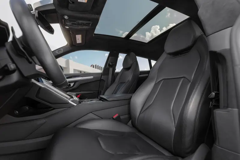 Lamborghini Urus Gray exotic car rental Miami — photo 9
