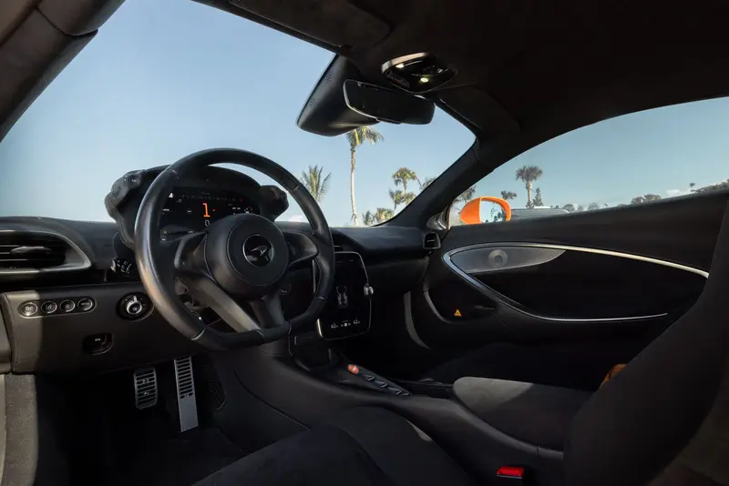 McLaren Artura exotic car rental Miami — photo 9