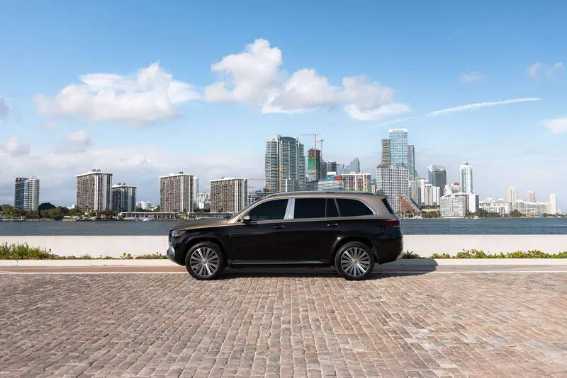 Mercedes Maybach GLS 600 Gold exotic car rental Miami — photo 4
