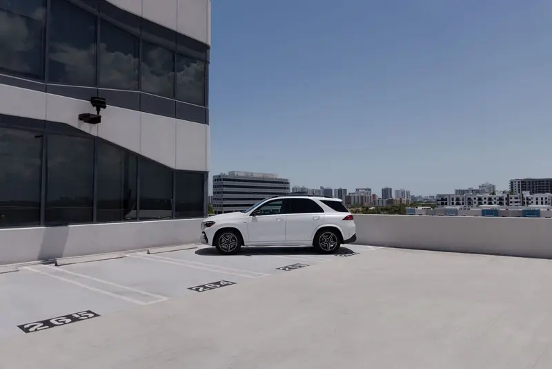 Mercedes-AMG GLE 53 SUV White exotic car rental Miami — photo 4