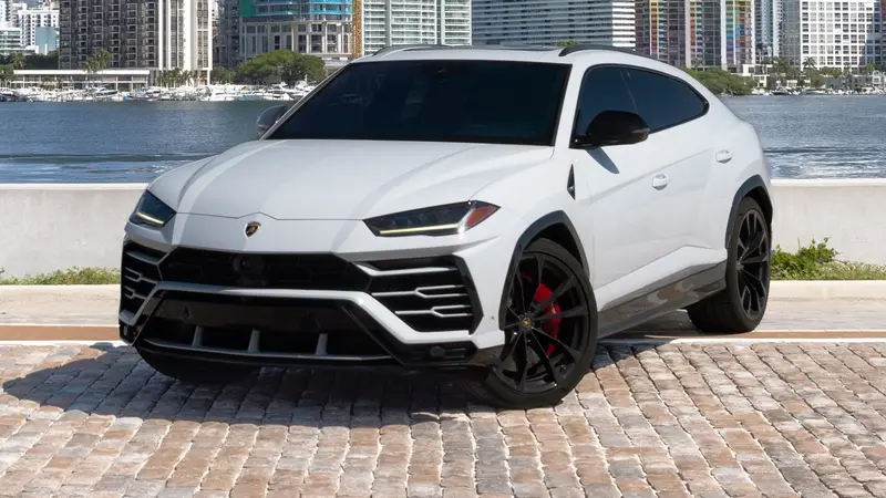 Top 5 Scenic Drives in Miami Worth Doing in an Exotic Car This Summer