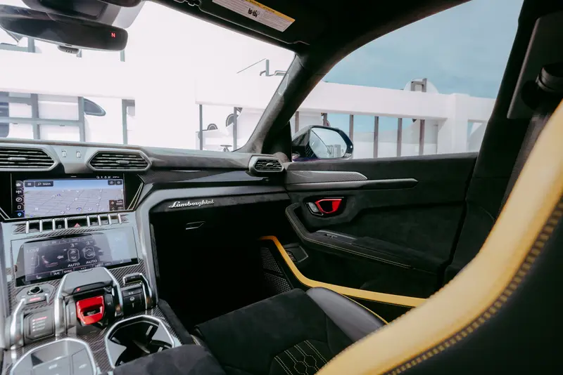 Lamborghini Urus Performante exotic car rental Miami — photo 7