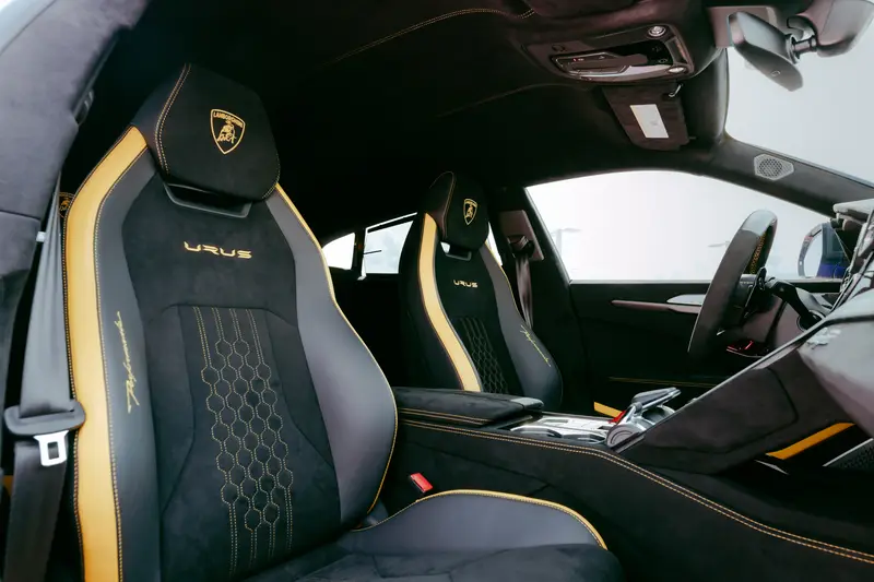 Lamborghini Urus Performante exotic car rental Miami — photo 8