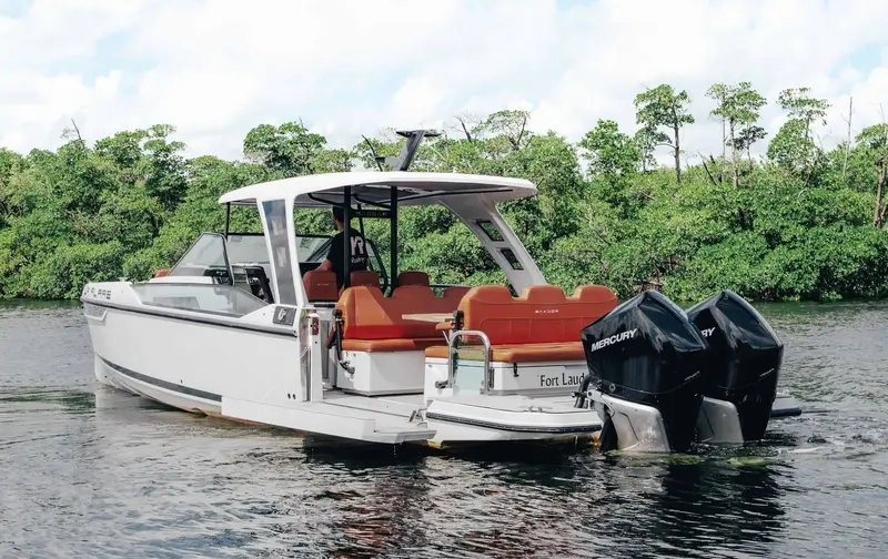 Planning a Yacht Party: Tips for a Memorable Experience