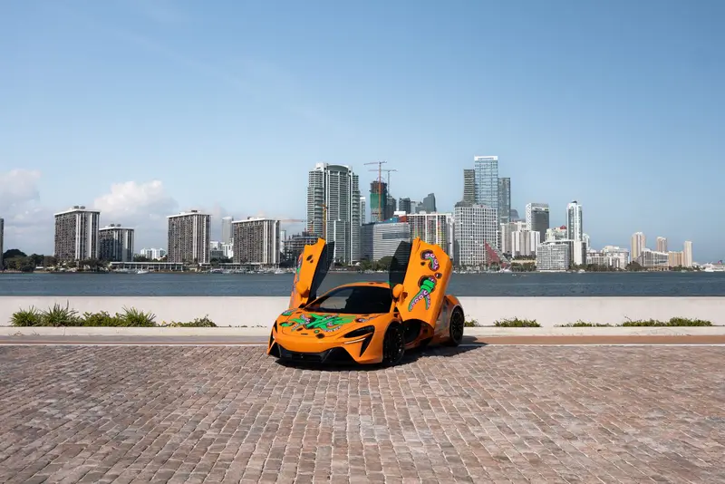 McLaren Artura exotic car rental Miami — photo 4