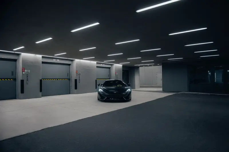 McLaren 570s exotic car rental Miami — photo 3