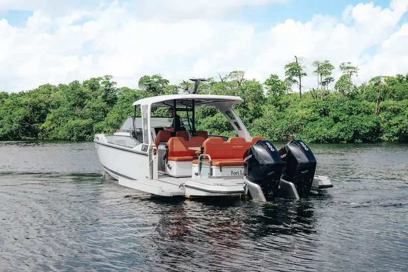 Charter the Saxdor 320 GTO in Miami: Style, Speed & Sea Views