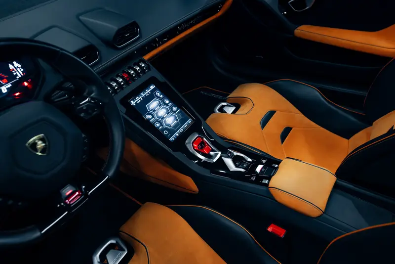 Lamborghini Evo Spyder exotic car rental Miami — photo 9