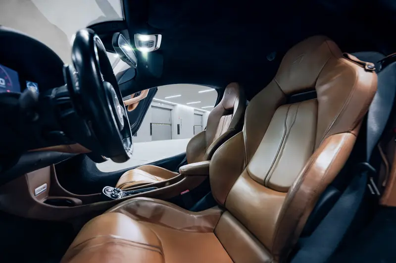 McLaren 570s exotic car rental Miami — photo 9