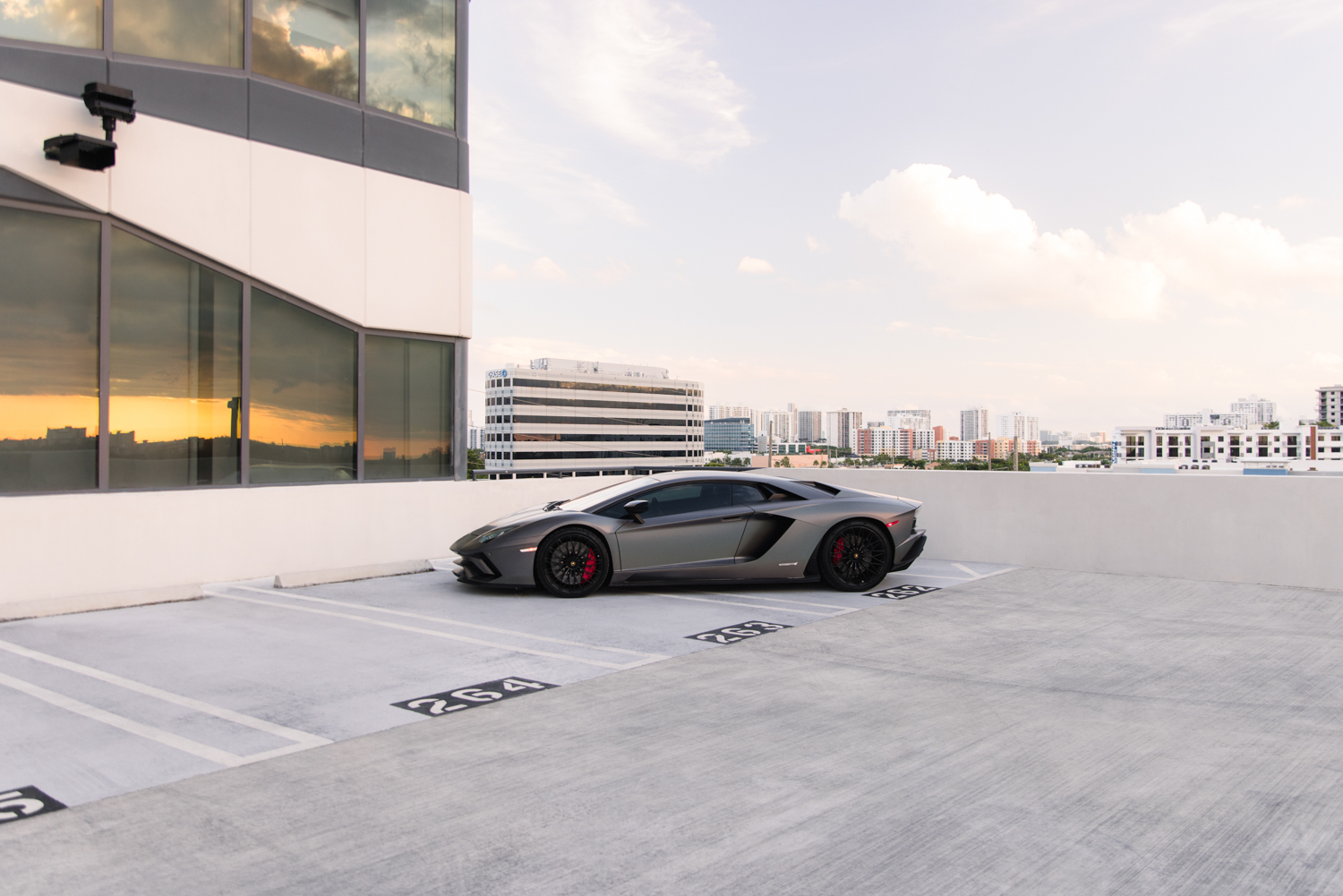 Best Supercars to Rent in Miami with Rushing Rentals
