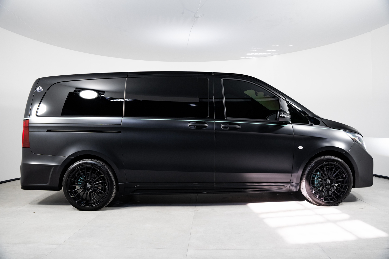 Mercedes-Benz Metris Maybach Matte Black