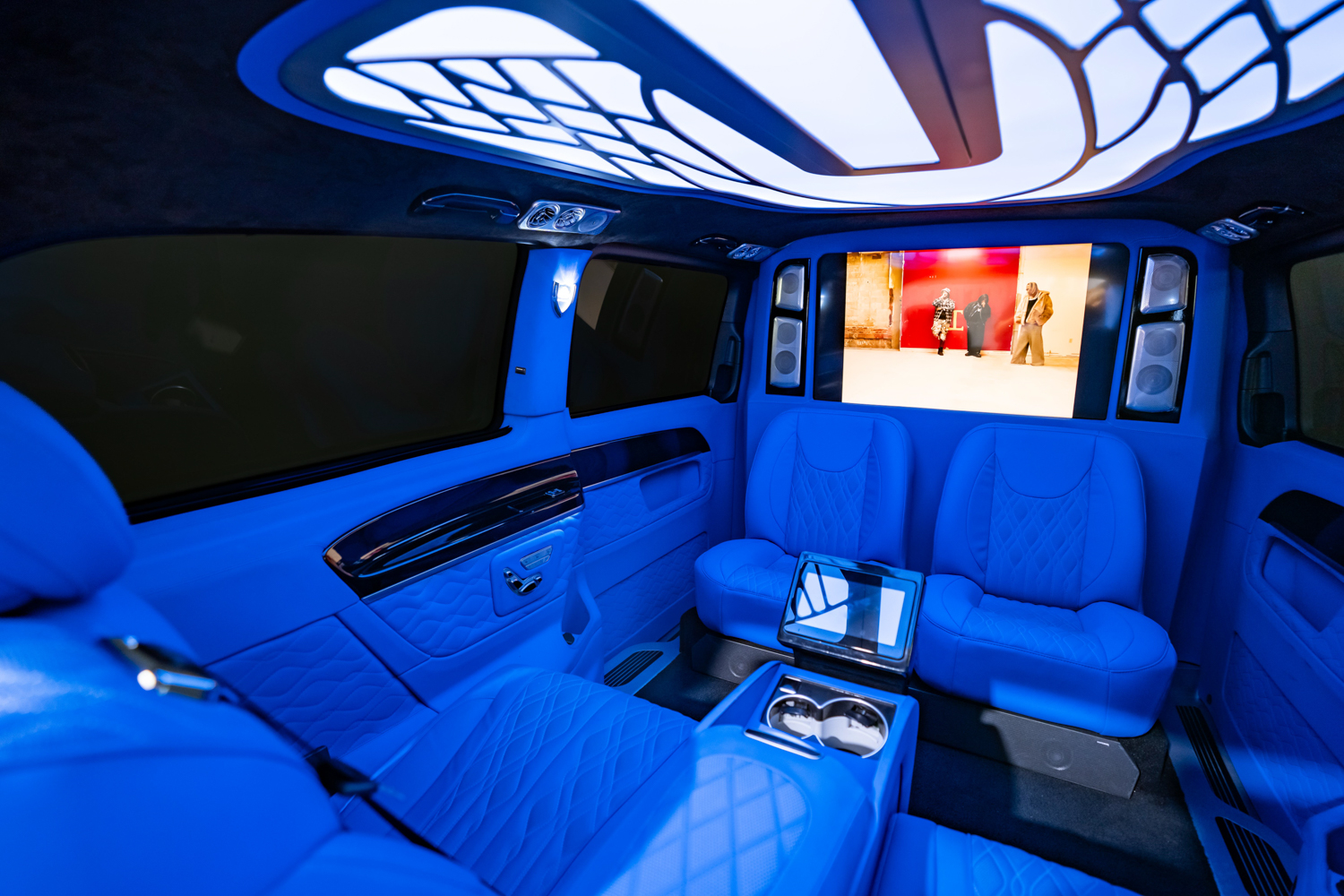 Mercedes-Benz Metris Maybach Gloss Black