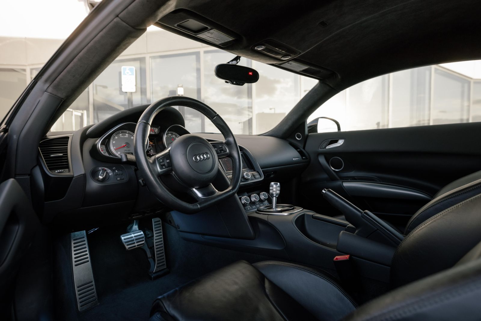Audi R8 Coupe exotic car rental Miami — photo 7