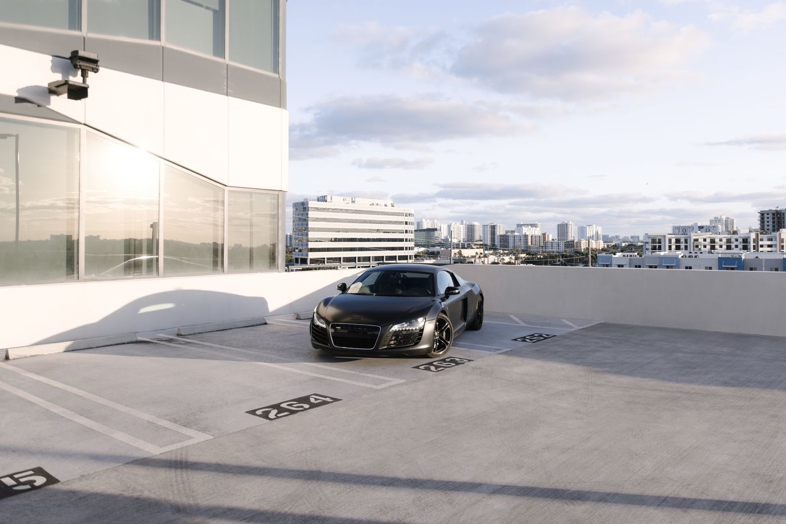 Audi R8 Coupe exotic car rental Miami — photo 3