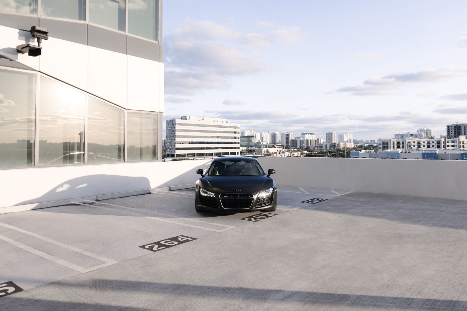 Audi R8 Coupe exotic car rental Miami — photo 2