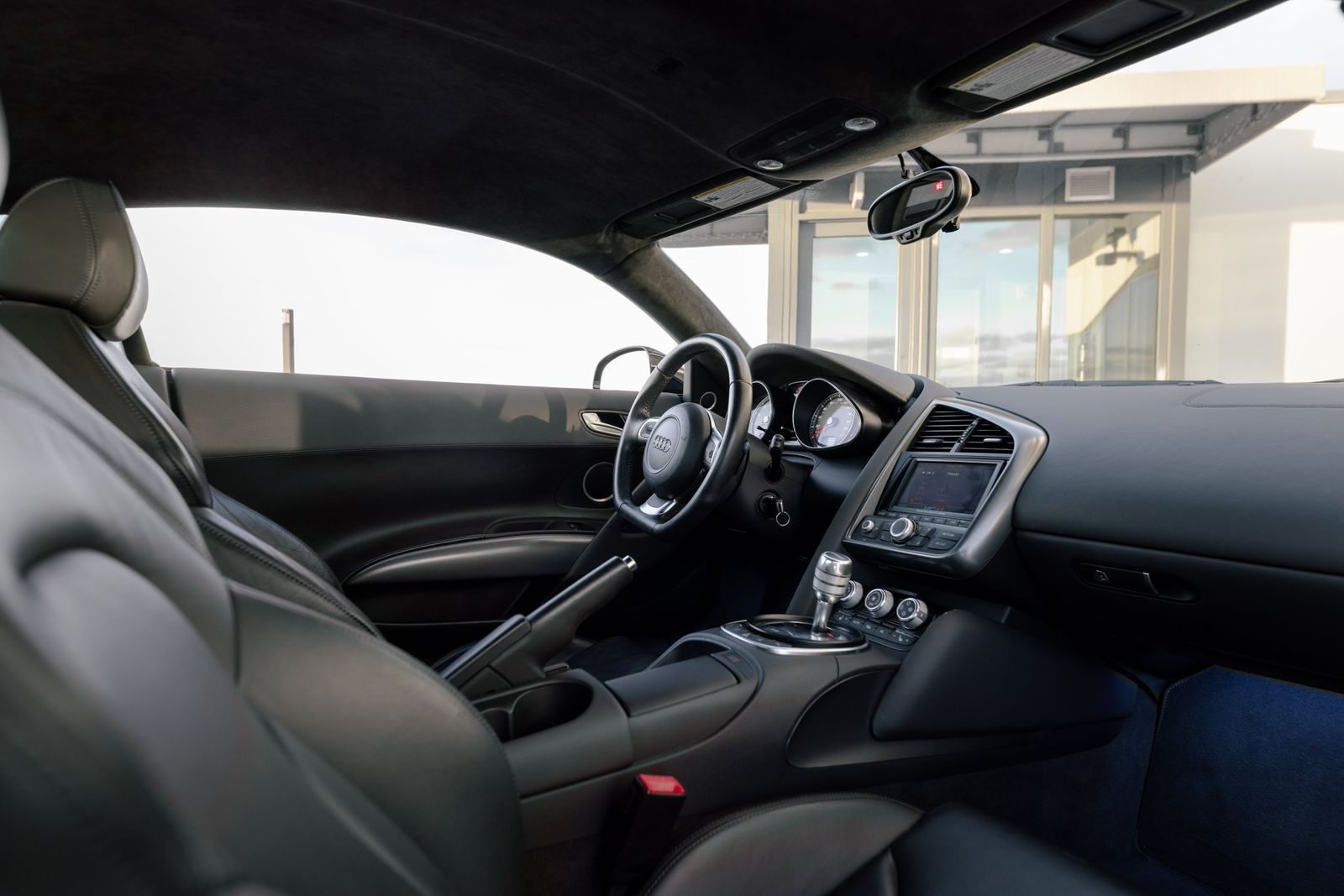 Audi R8 Coupe exotic car rental Miami — photo 8