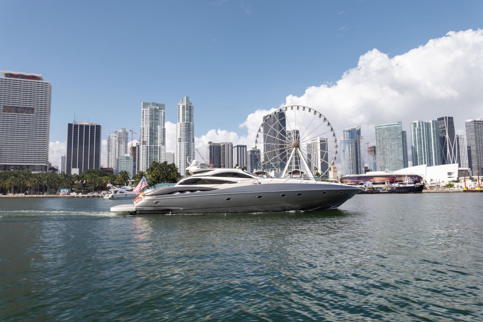 Sunseeker 75'