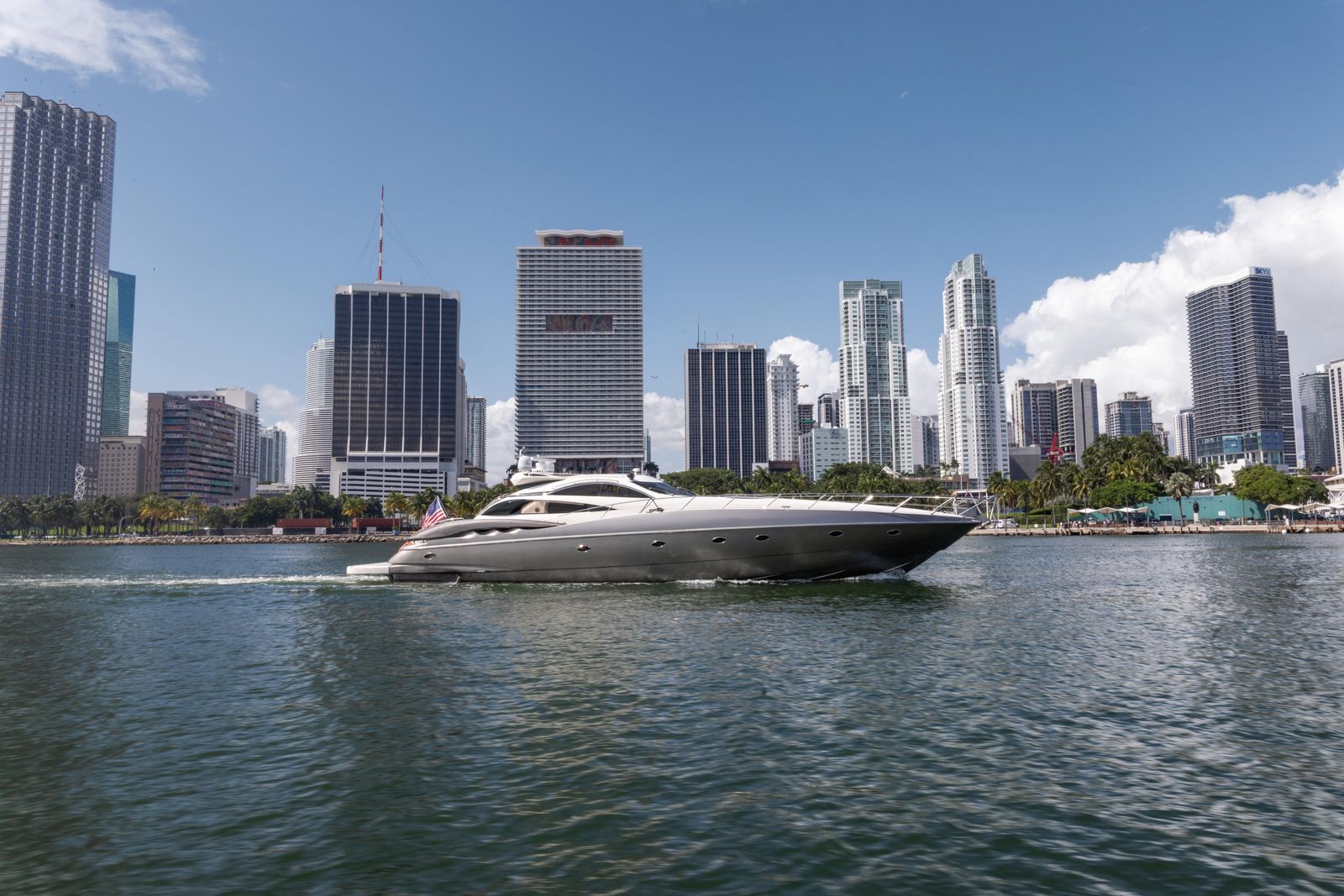 Sunseeker 75'