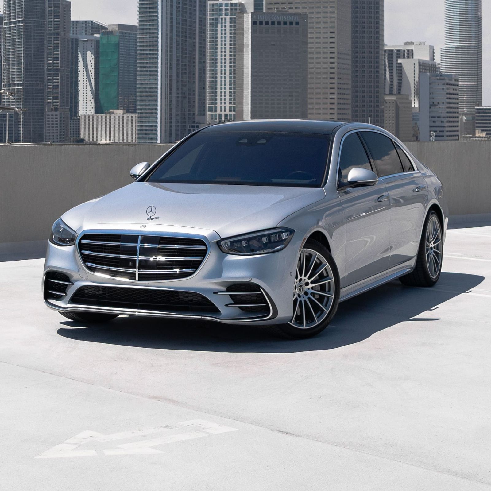 Experience the Road Like Never Before: Mercedes Benz S580 Rentals in Miami