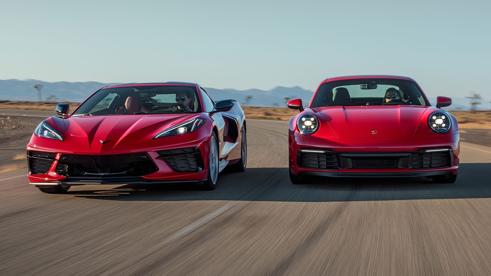 Corvette C8 vs. Porsche Panamera: Which Should You Rent in Miami?