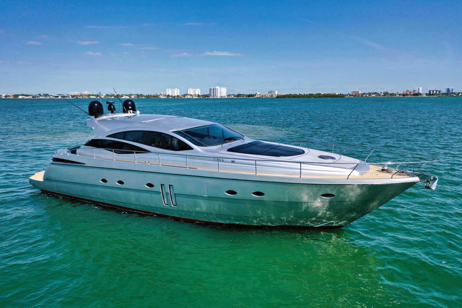 Pershing 65’