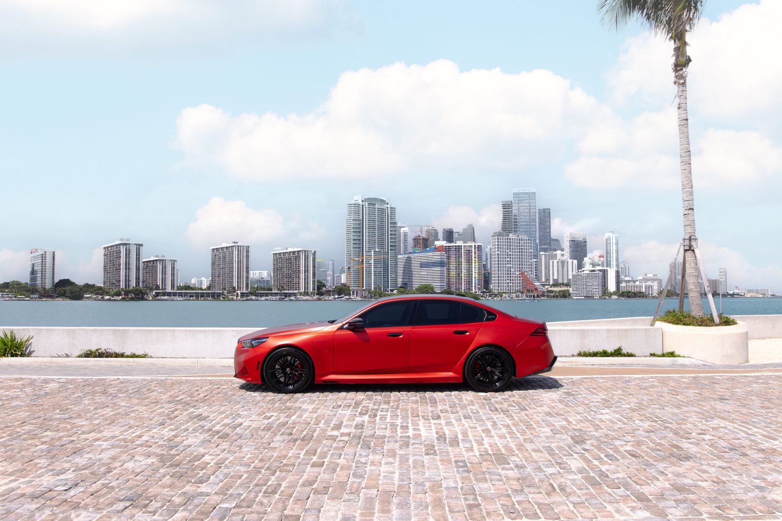 BMW M5 Competition exotic car rental Miami — photo 2