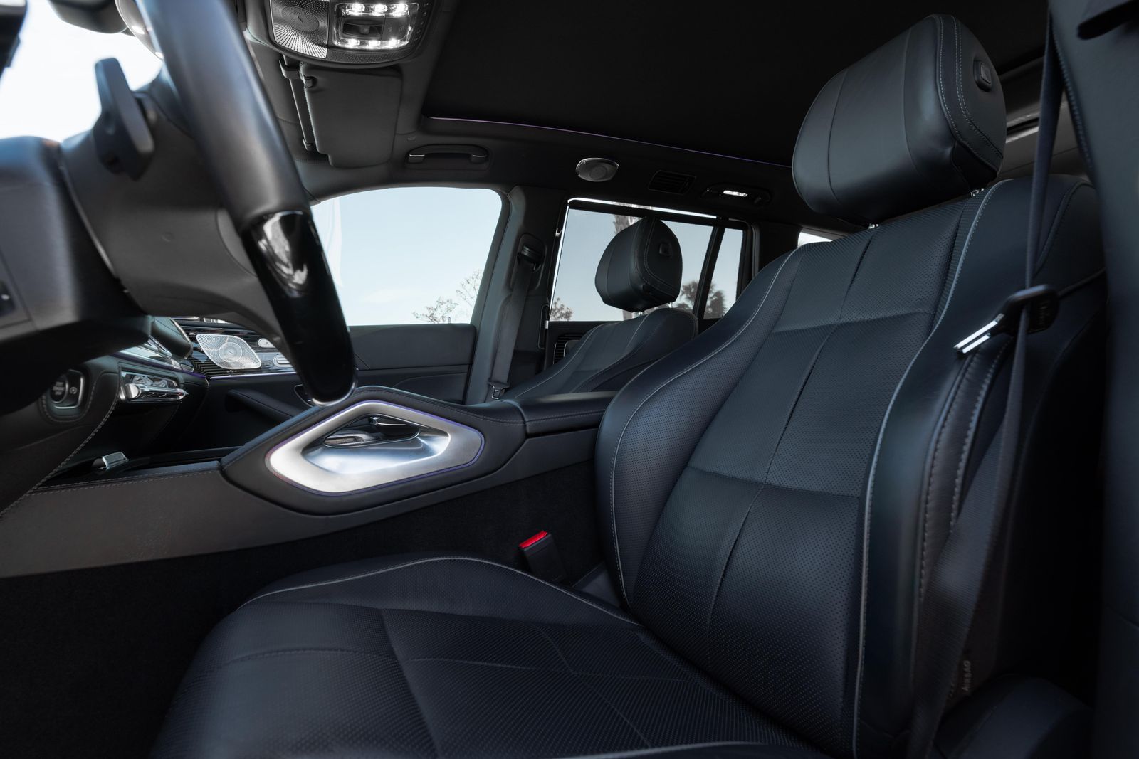 Mercedes Maybach GLS 600 Gold