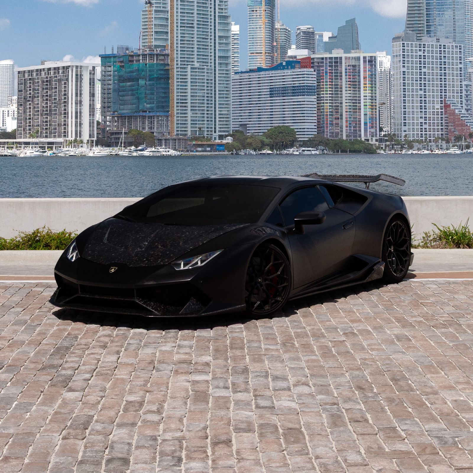 Lamborghini Huracan Coupe
