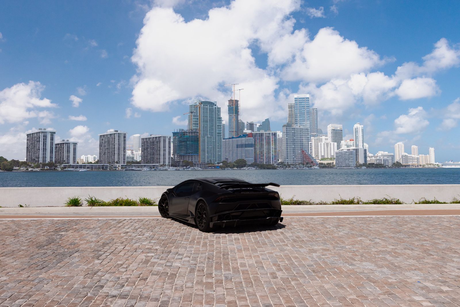 Lamborghini Huracan Coupe