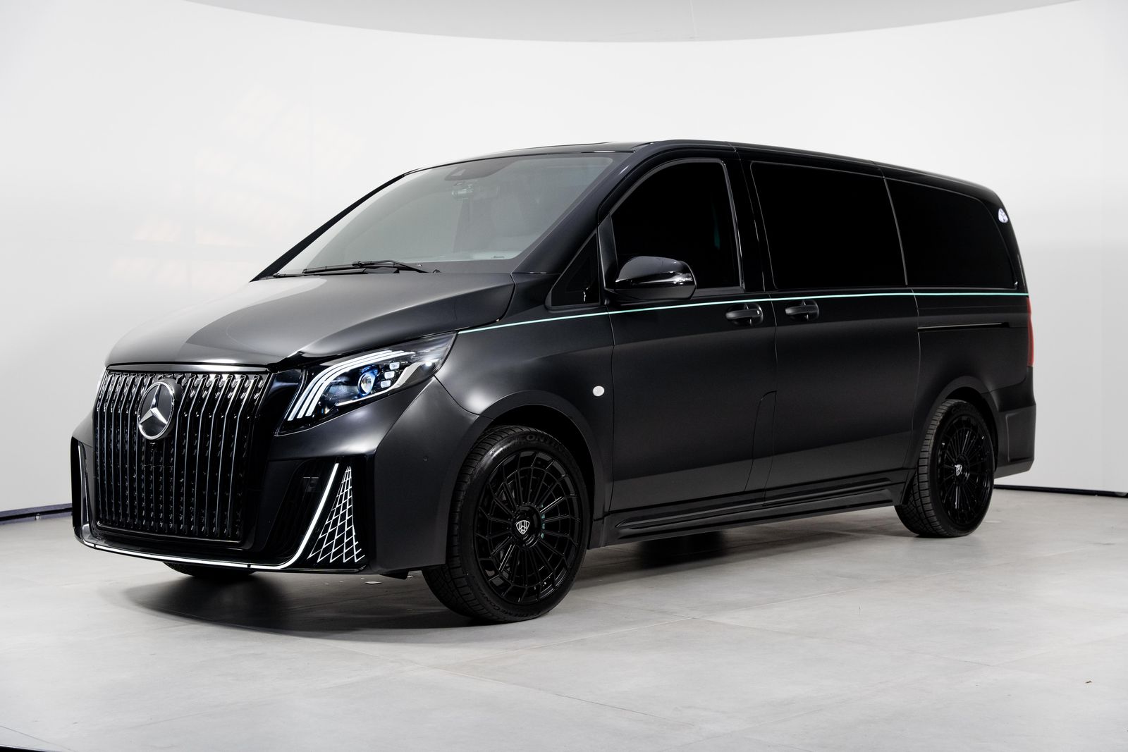 Group Luxury Transportation in Miami: Sprinter Vans, SUV Convoys and VIP Packages