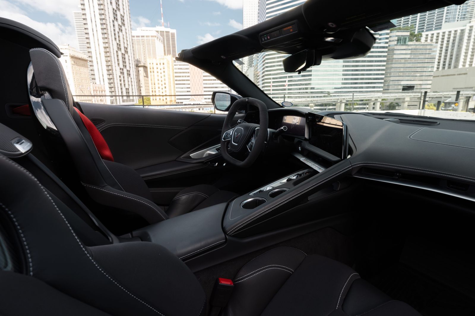 Corvette C8 1LT