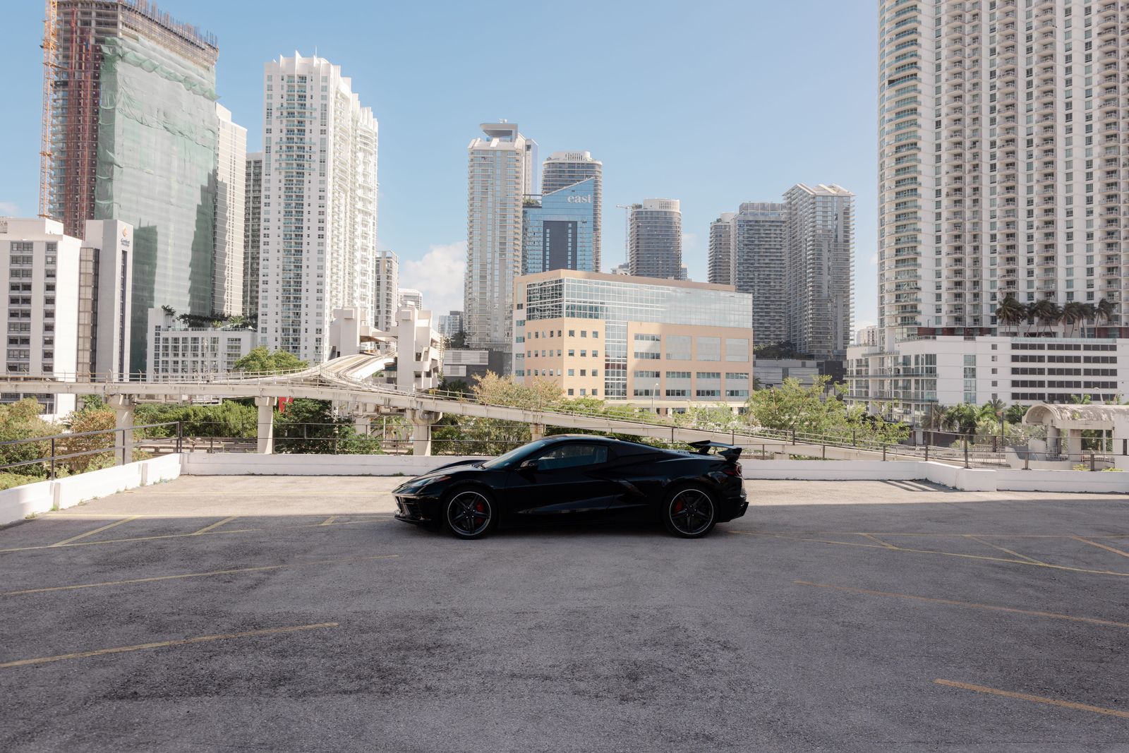 Corvette C8 1LT