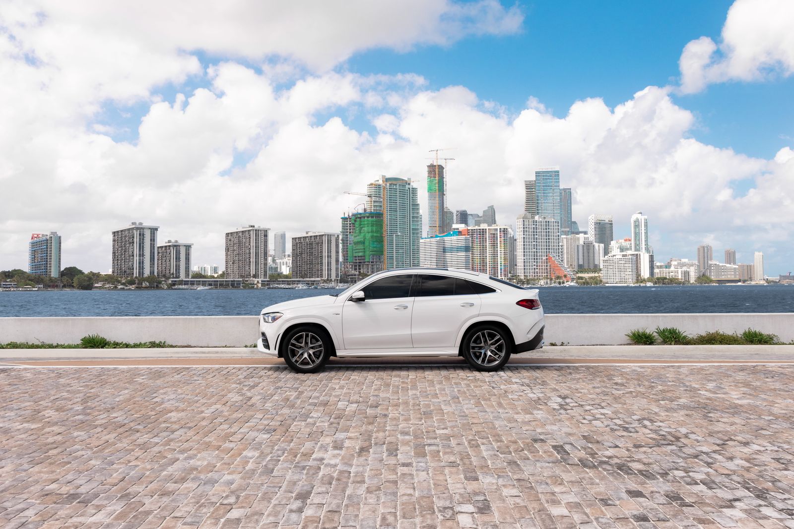 Mercedes GLE 53 White