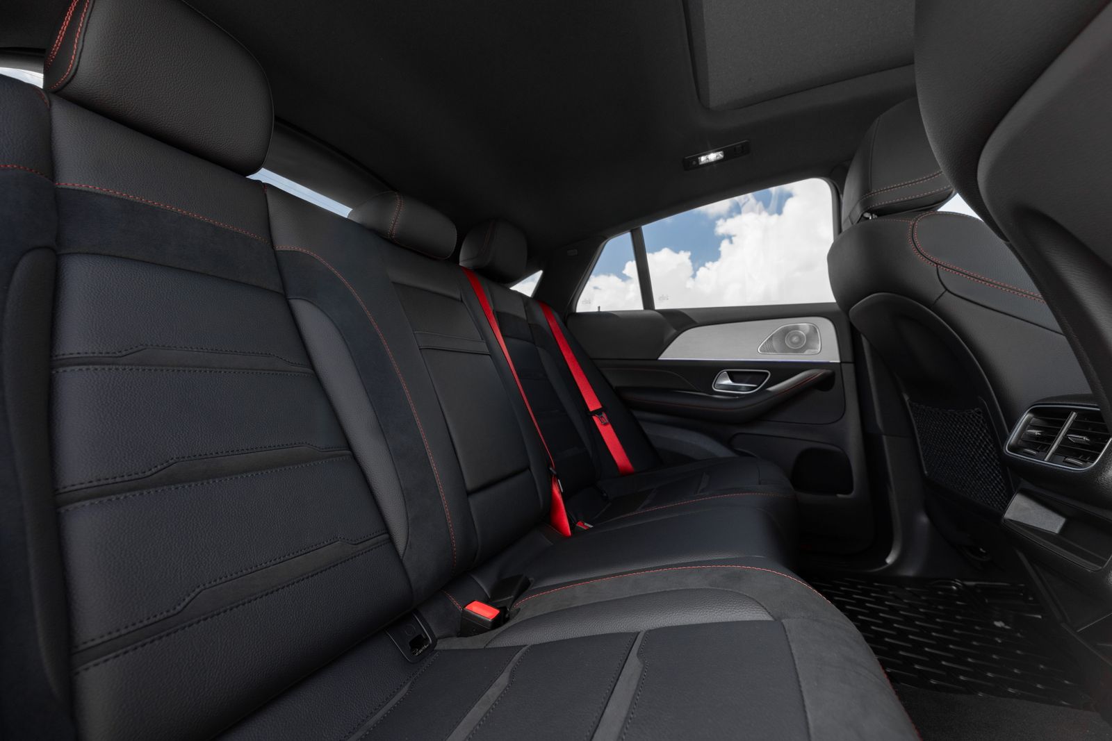 Mercedes GLE 53 White
