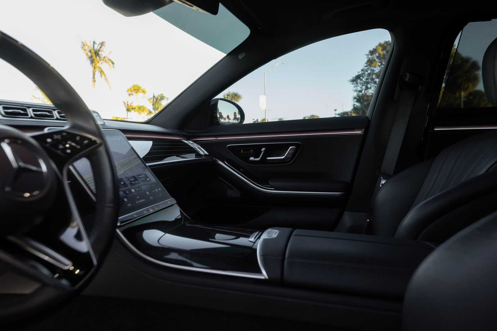 Mercedes-S580 Black