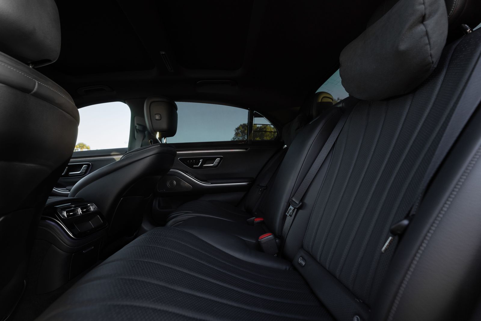 Mercedes-S580 Black