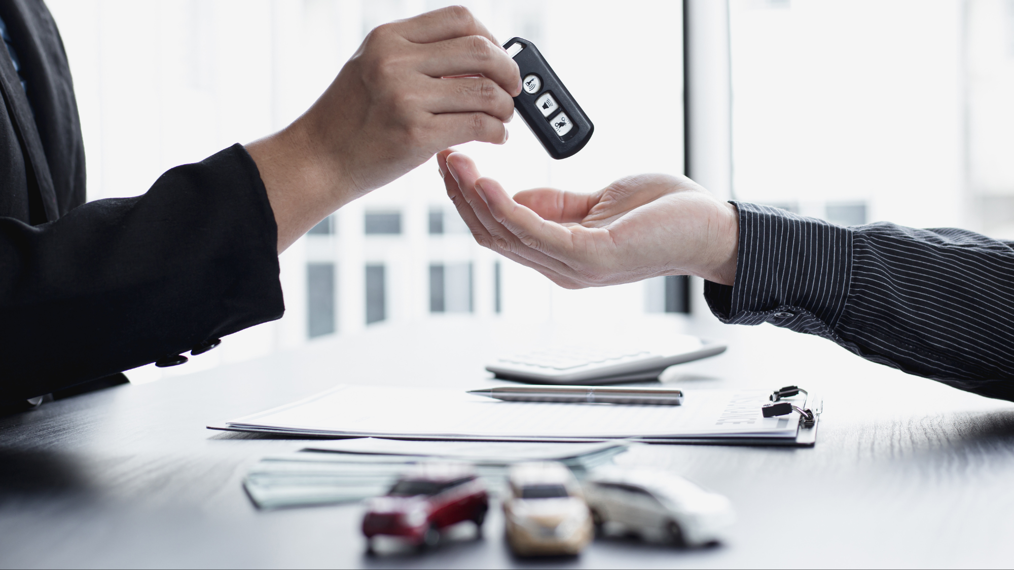 Moving to Miami? Why a Monthly Exotic Car Rental Makes More Sense Than Buying