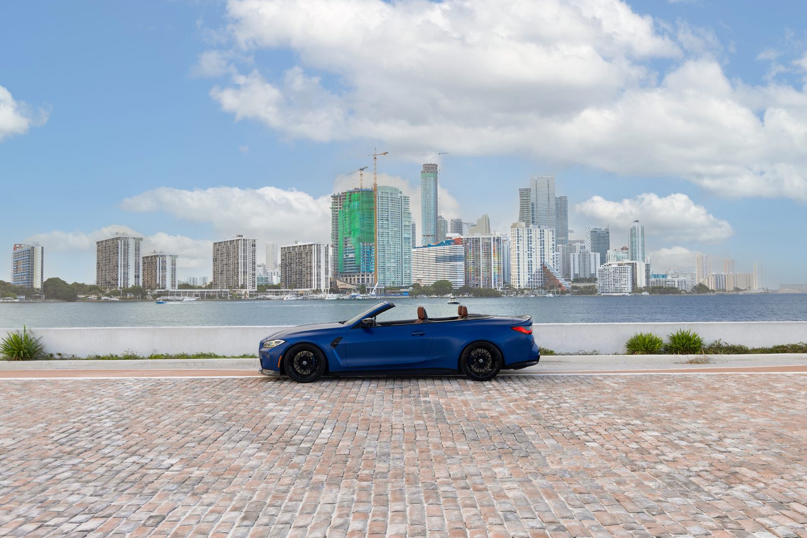 BMW M4 Competition Blue exotic car rental Miami — photo 2