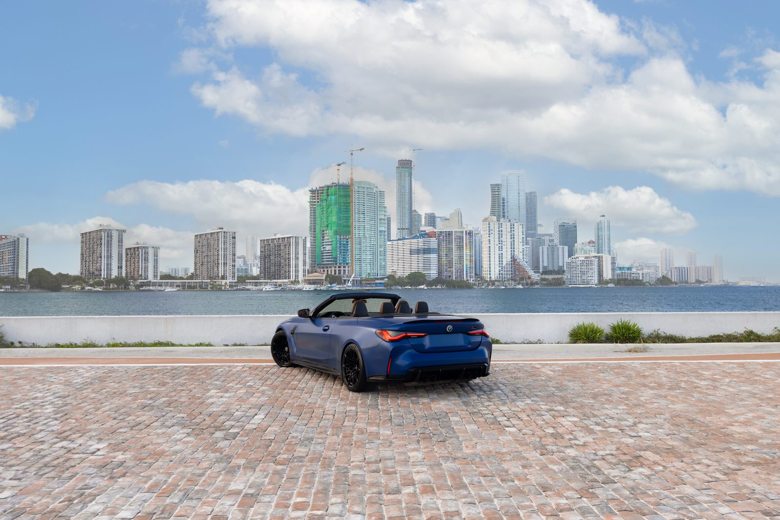 BMW M4 Competition Blue exotic car rental Miami — photo 3